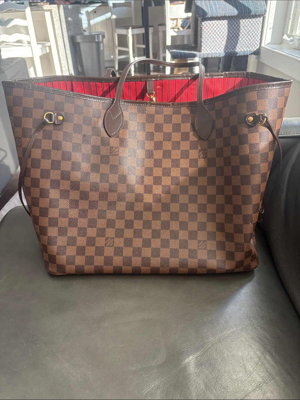 Louis Vuitton Damier GM Neverfull